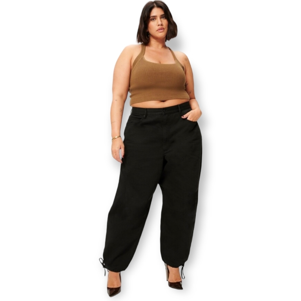 Good American women's uniform pants size 4/27